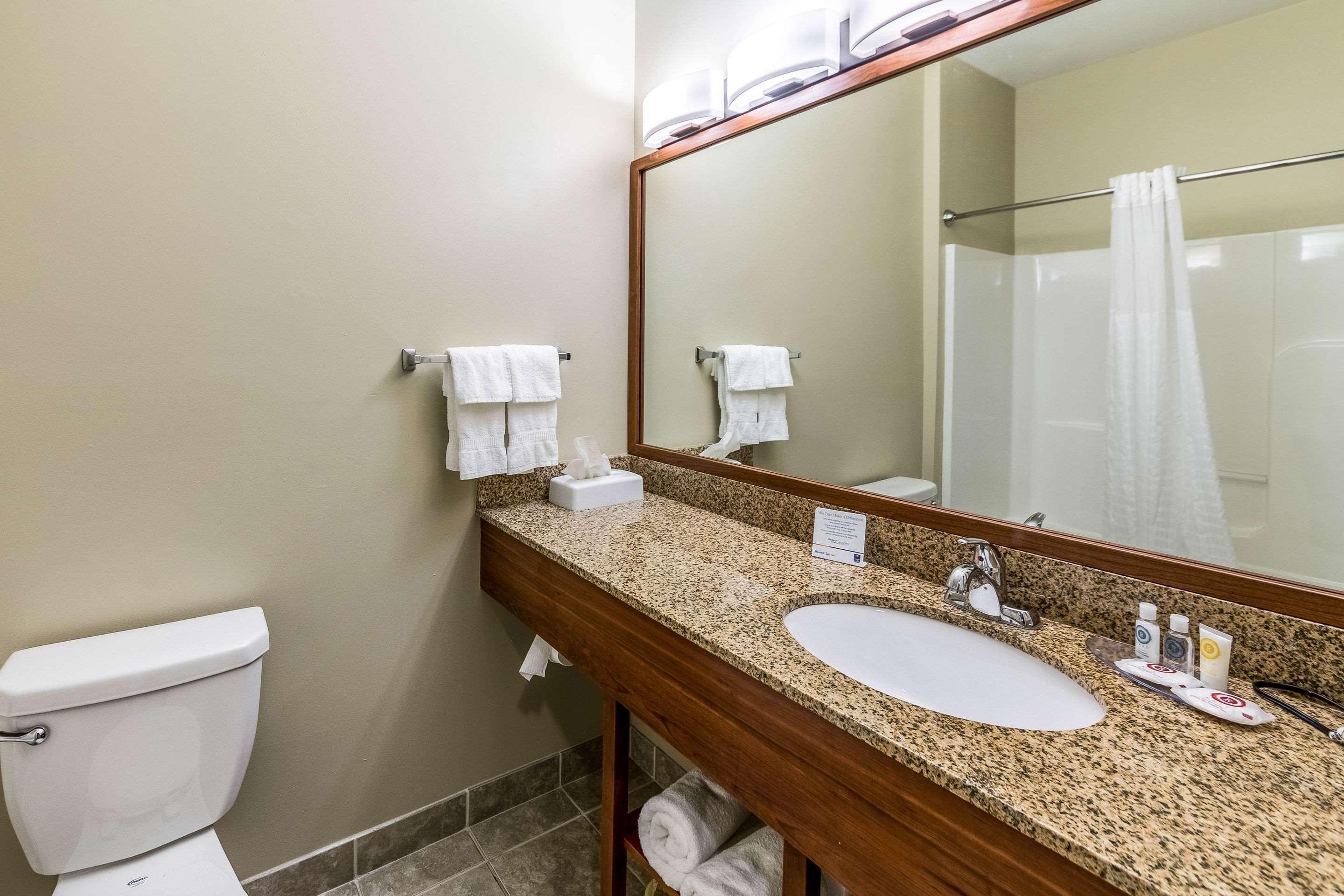 Comfort Inn & Suites Barnesville - Frackville Екстериор снимка