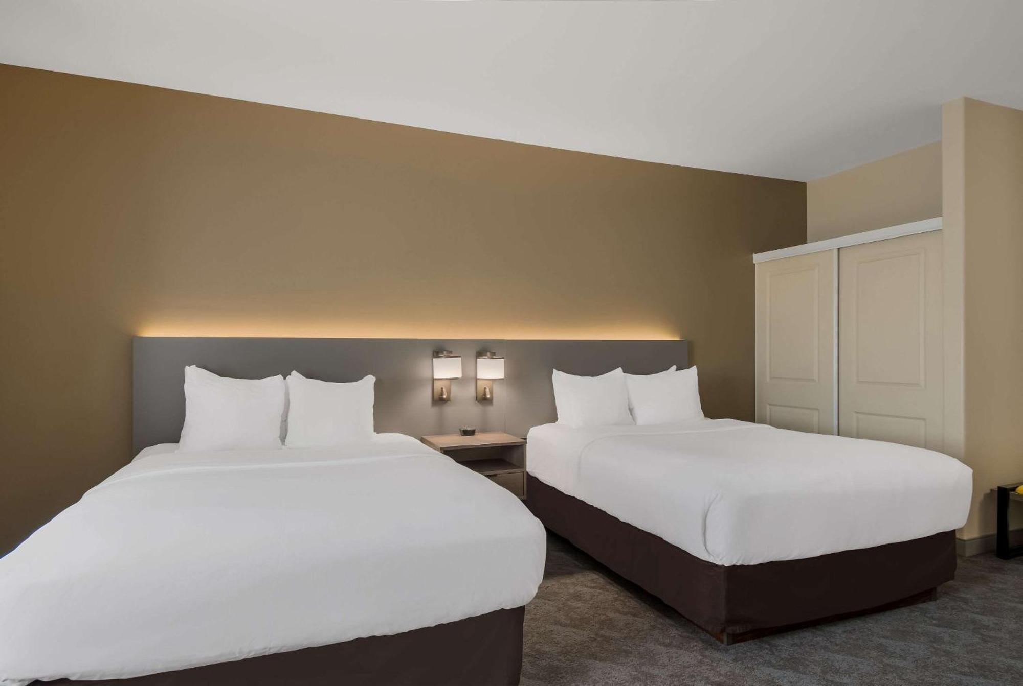 Comfort Inn & Suites Barnesville - Frackville Екстериор снимка