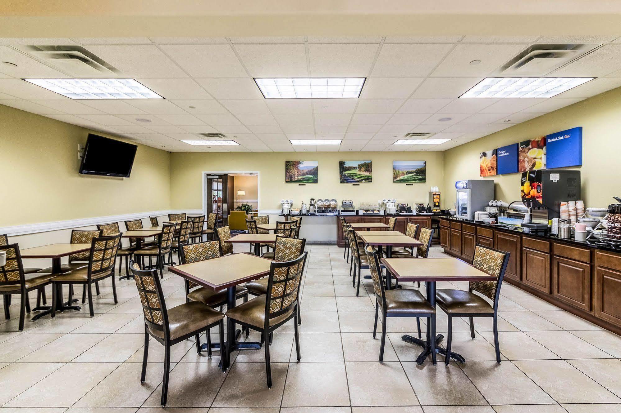 Comfort Inn & Suites Barnesville - Frackville Екстериор снимка